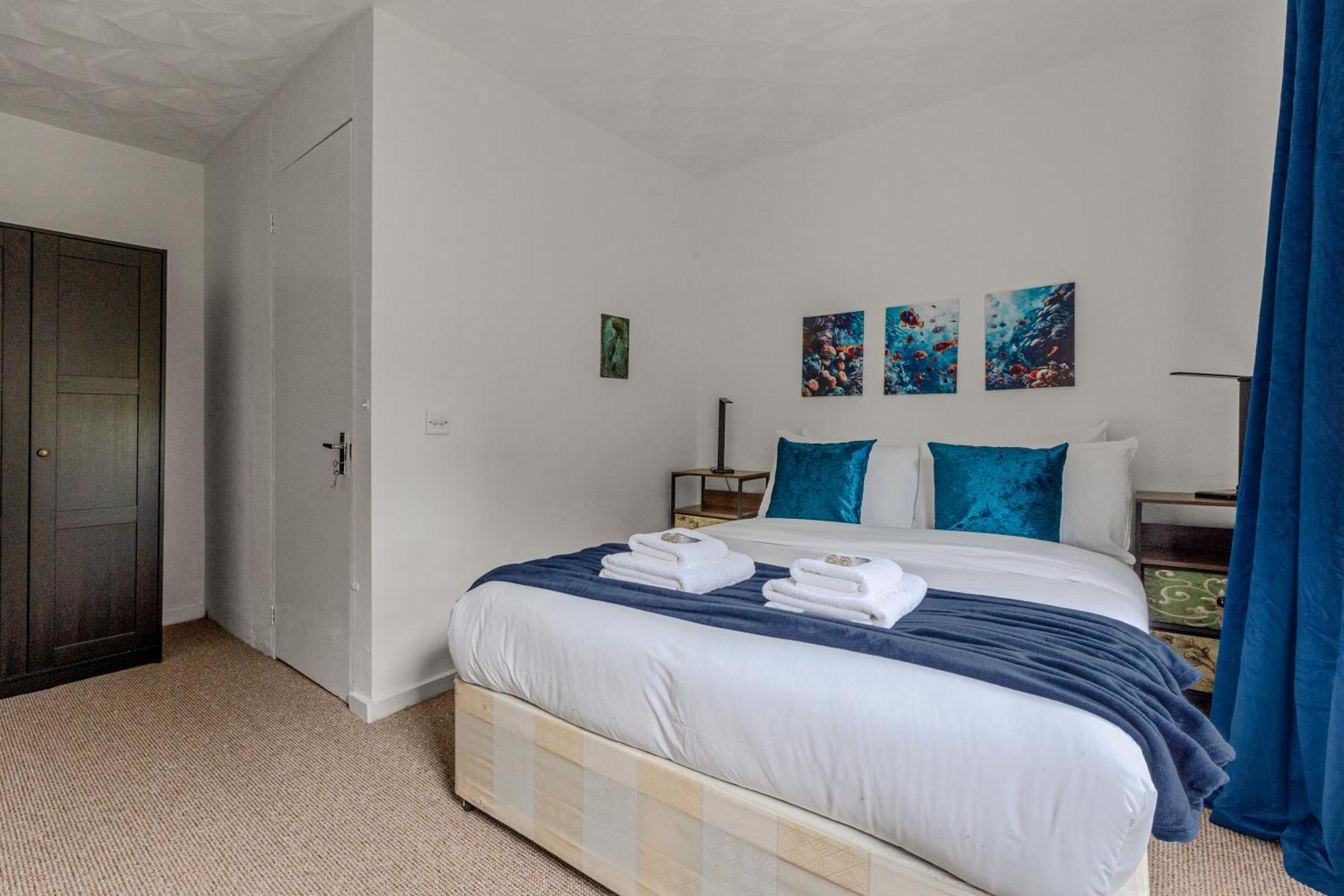 5br Greenwich With Patio, 2mins To Station