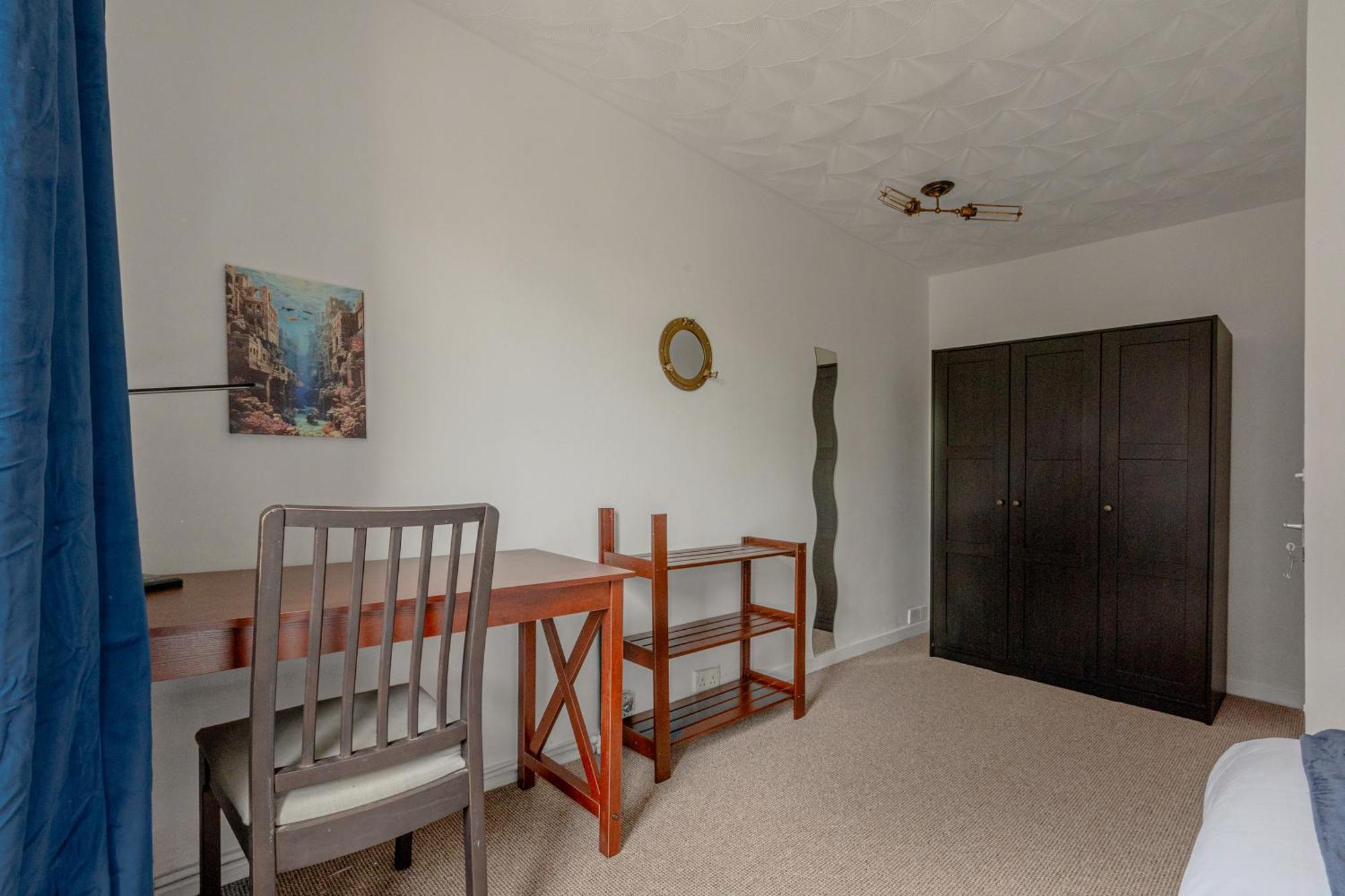 5br Greenwich With Patio, 2mins To Station London